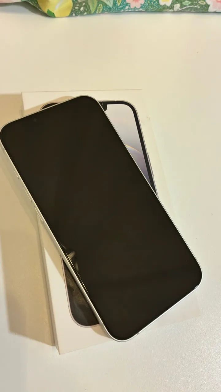 iPhone 16e 128GB Branco Novo com Caixa