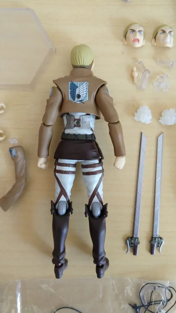Erwin Smith - Attack on Titan - Shingeki no Kyojin - Figma - Foto 3