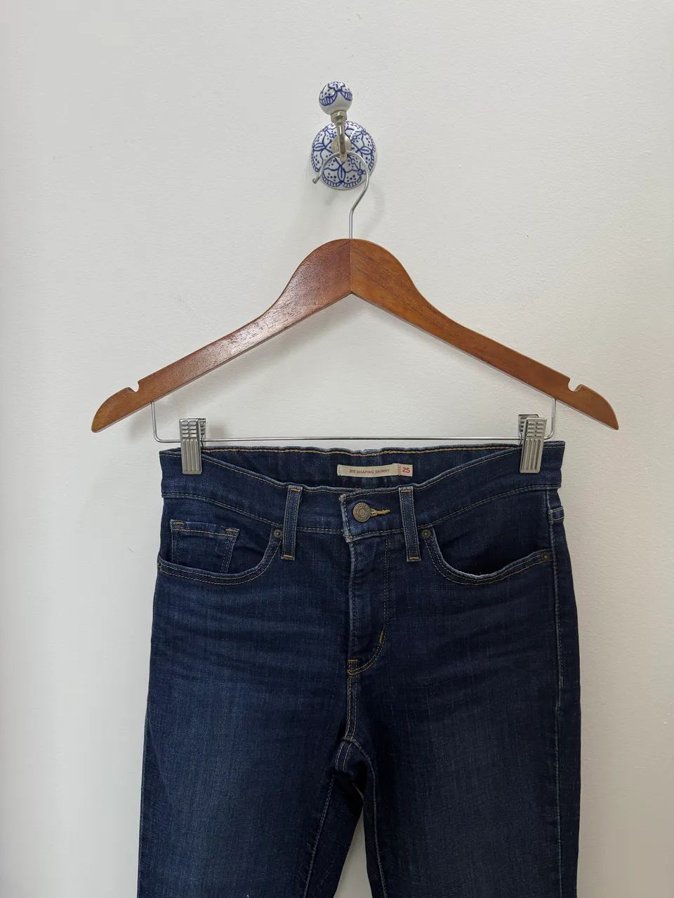 Calça feminina skinny Levis - Foto 5