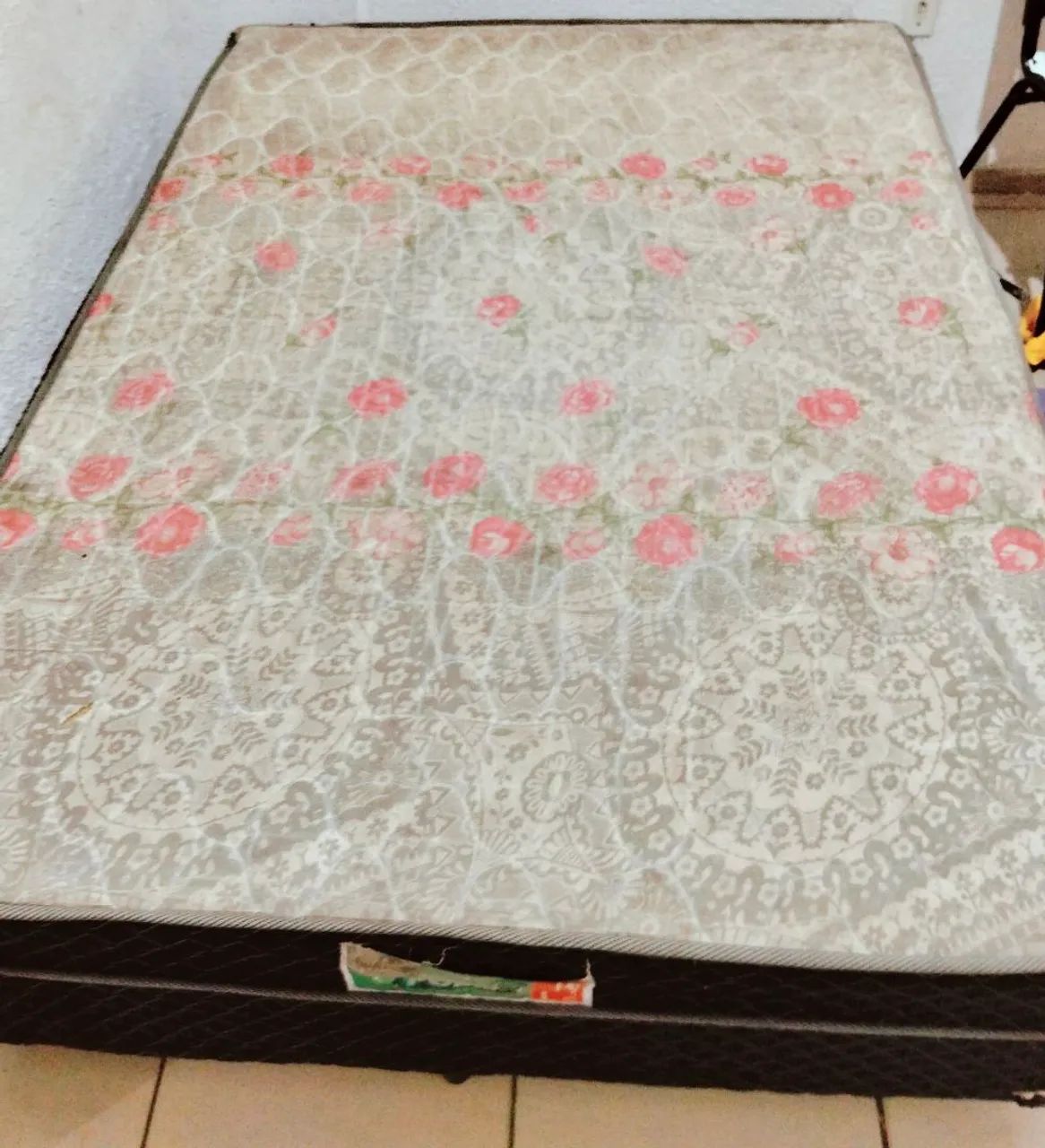 Cama casal box - usada 
