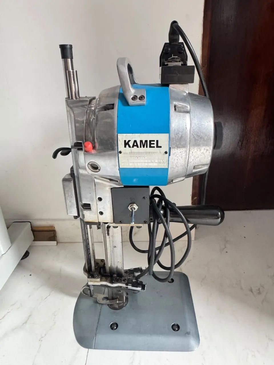 Máquina de Corte Kamel