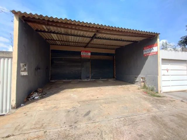 Sala Comercial 70m² | Pé-Direito Duplo | Santa Fé | 2 Vagas