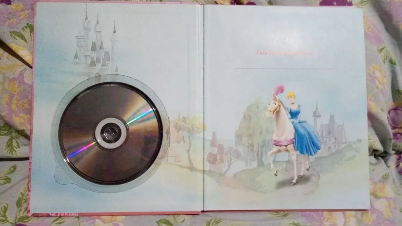 Livro Infantil Cinderela Disney com CD de Áudio - Coleção Abril - Foto 2