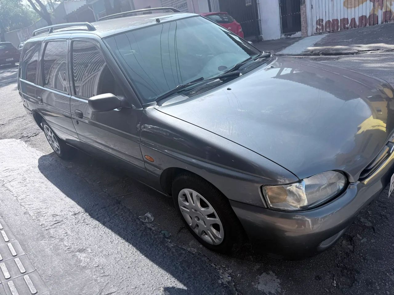Ford Escort 2000