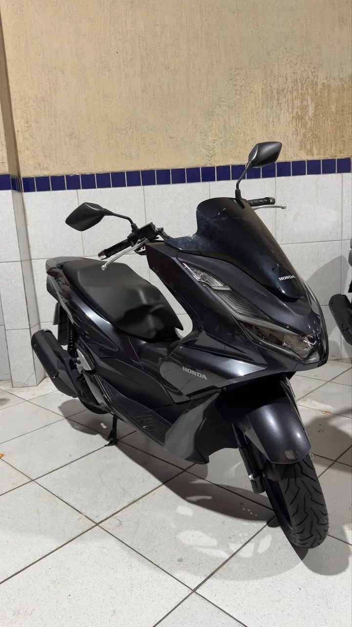 PCX 2024 com apenas 800km