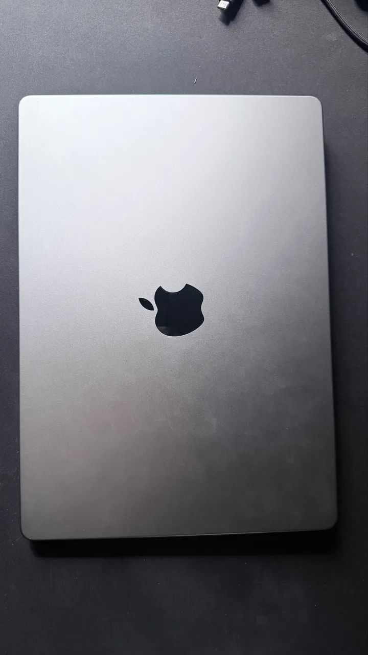 MACBOOK PRO M3 2023 8/512 89 ciclos 91% saúde 