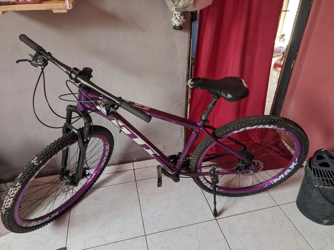 Bicicleta aro 22 GT max