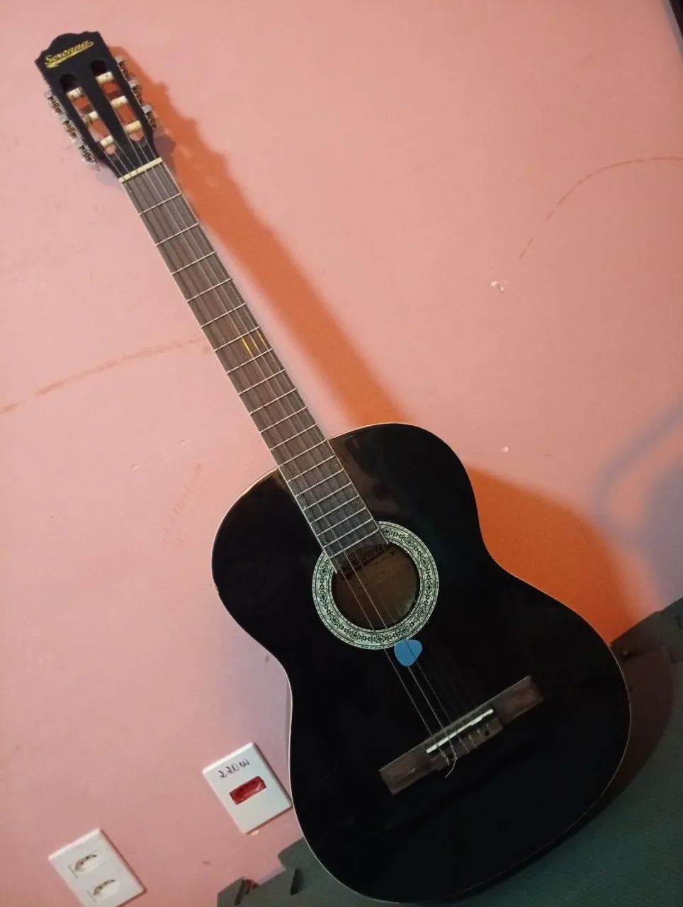 Violão Serena