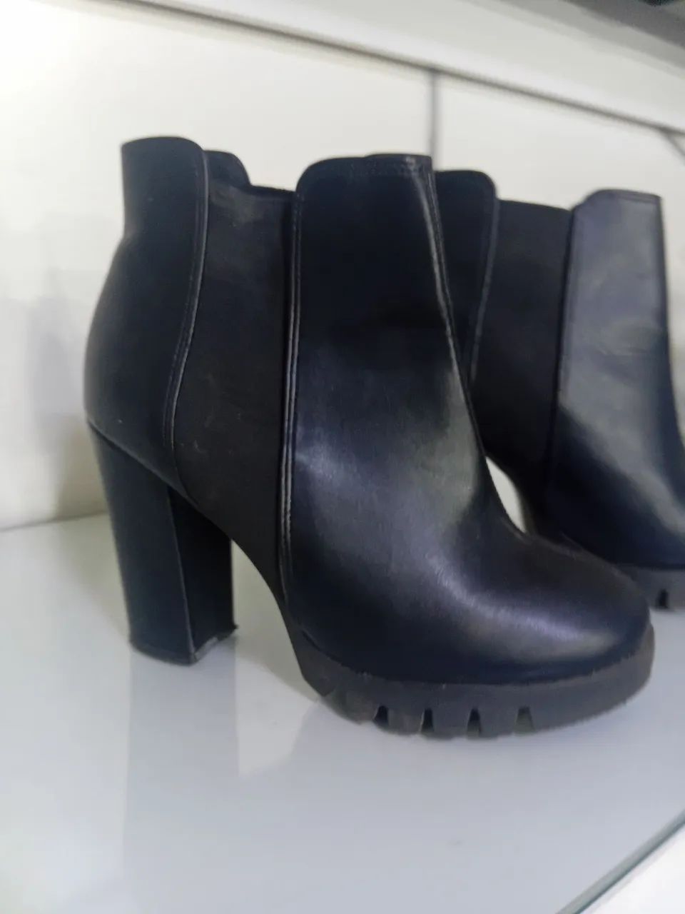 Bota cano curto n 36 - Foto 2