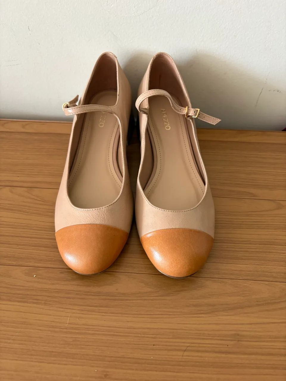 Sapato boneca Arezzo número 36