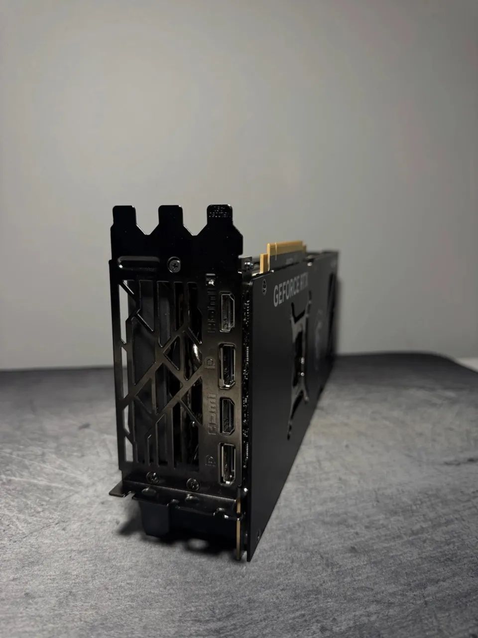  RTX 4090 GAMING SLIM ? PERFORMANCE ABSURDA! - Foto 5