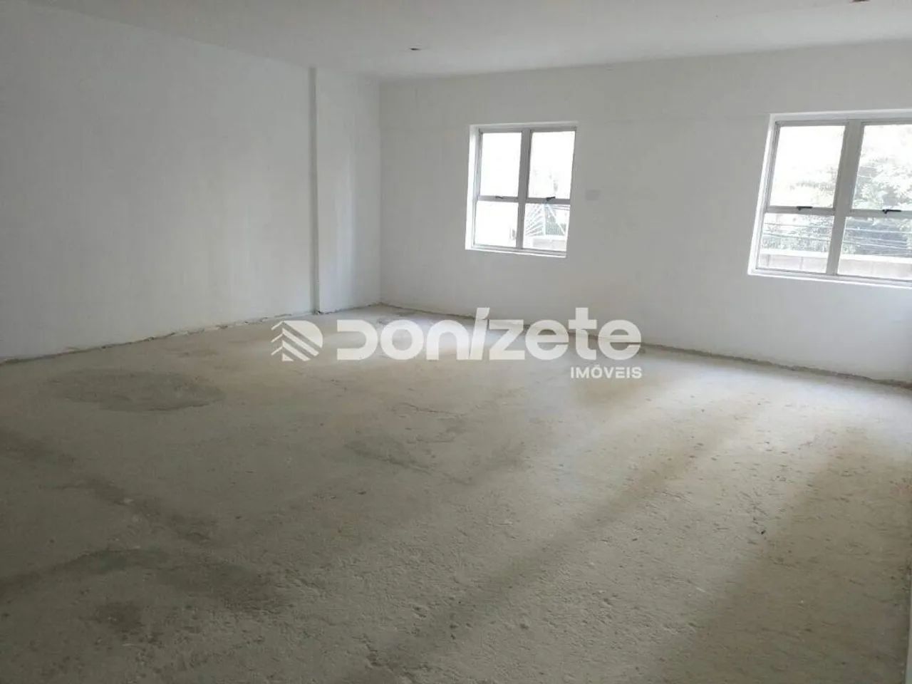 Salão Comercial para Aluguel em Santo André Centro  716 m² no Corpo do Centro