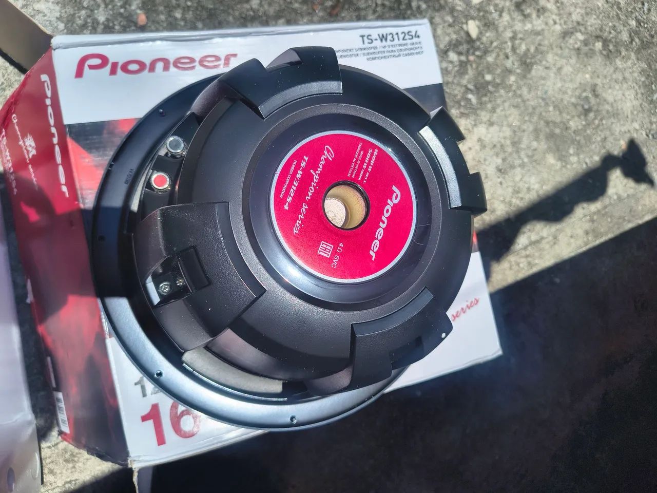 Subwoofer Pioneer 12 polegadas  - Foto 4
