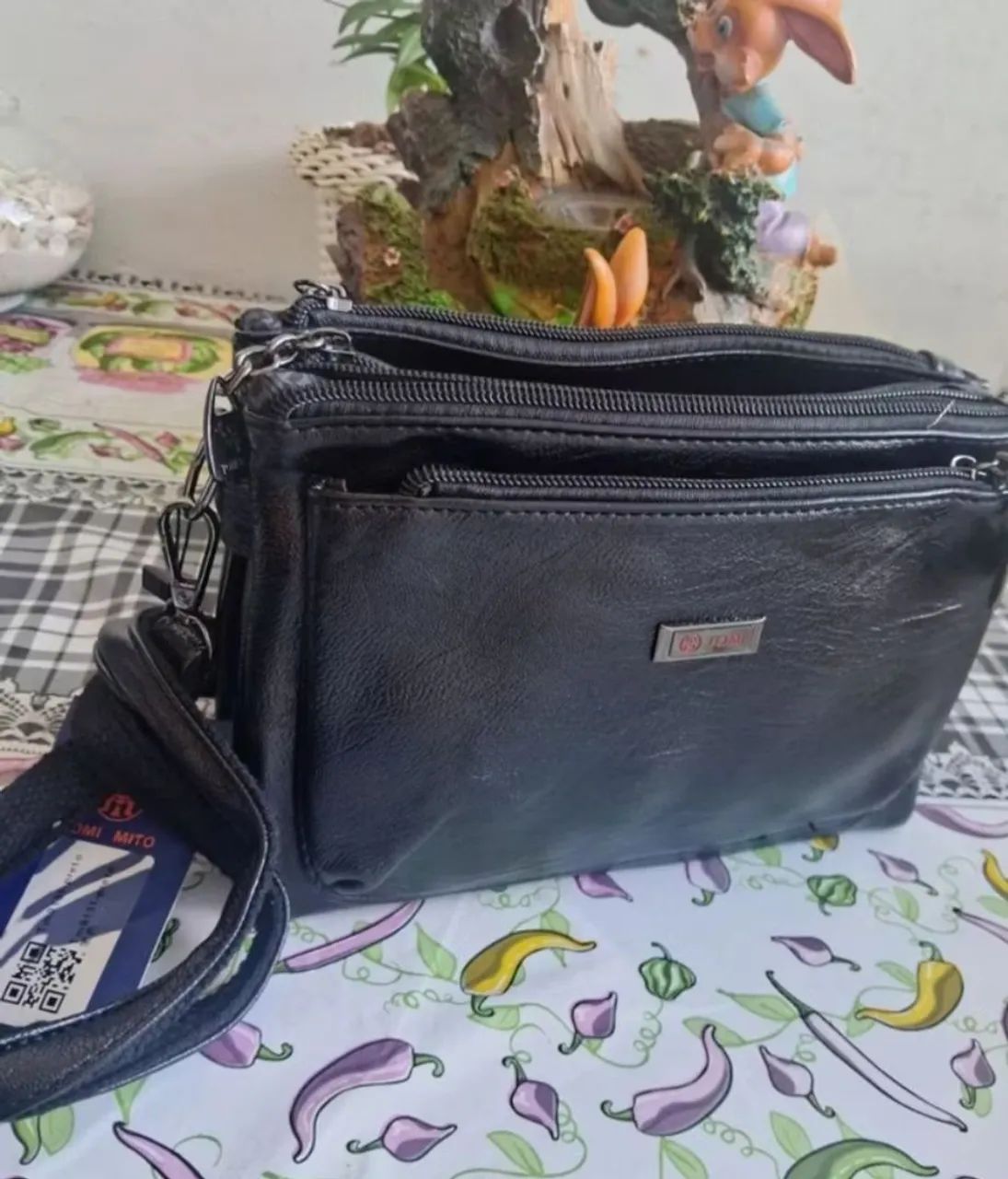 Bolsa feminina com divisórias  - Foto 2