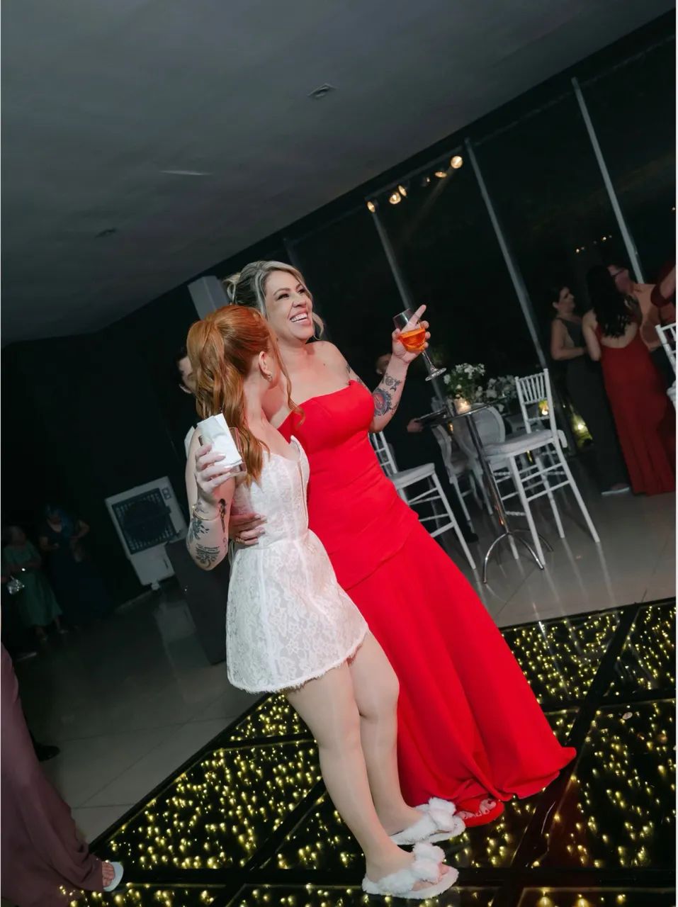 Vestido de alfaiataria vermelho  - Foto 4