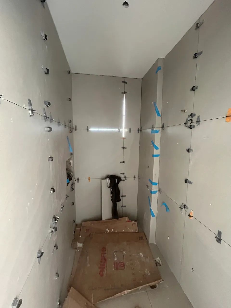 Instalaçao piso porcelanato e vinyl 