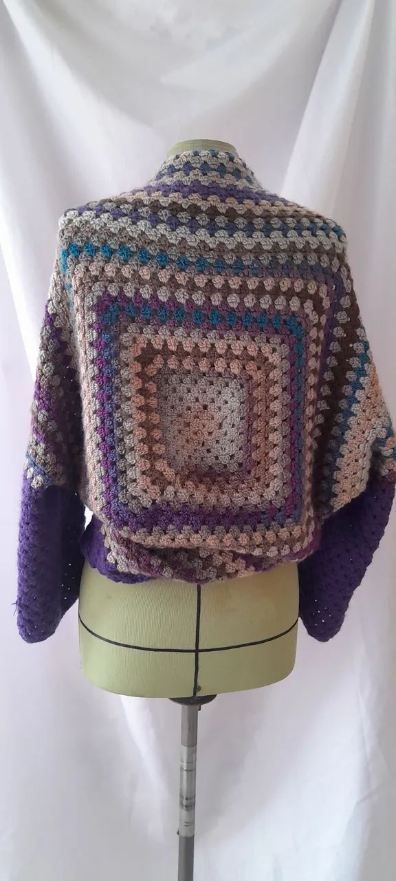 Blusa Artesanal em crochê  - Foto 3