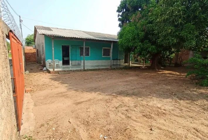 Casa a venda com 02 terrenos - Foto 2