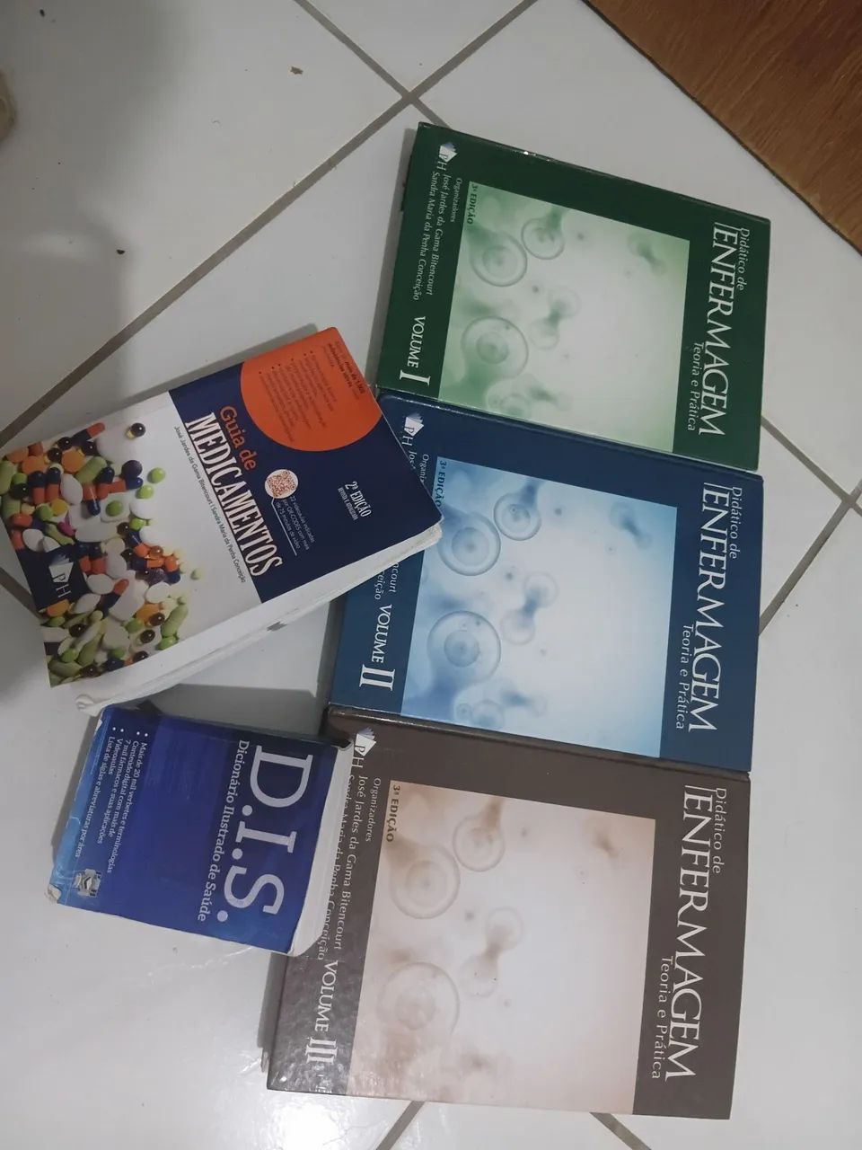 Livros de enfermagem  - Foto 2