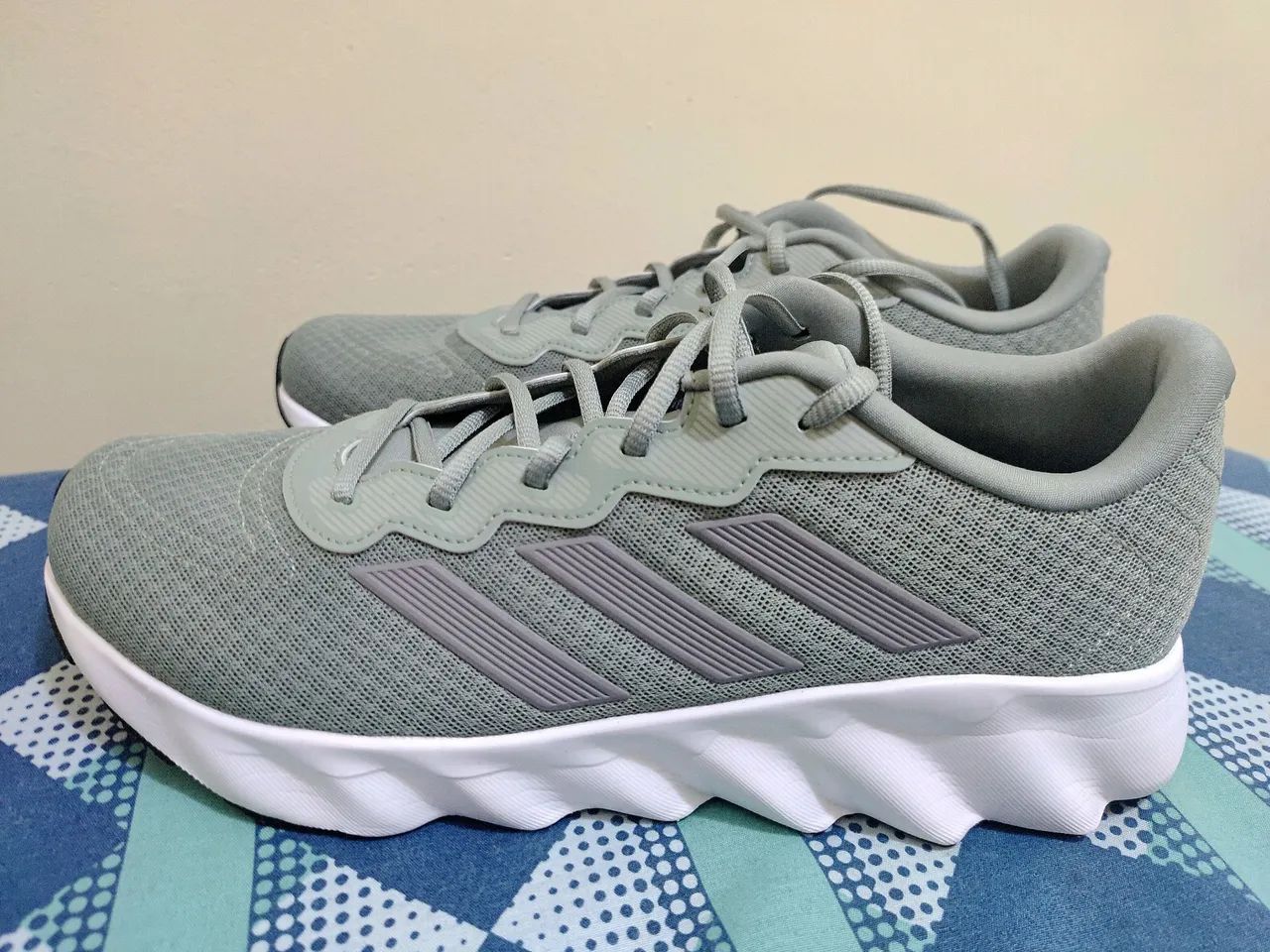Tênis Adidas Switch Move 43