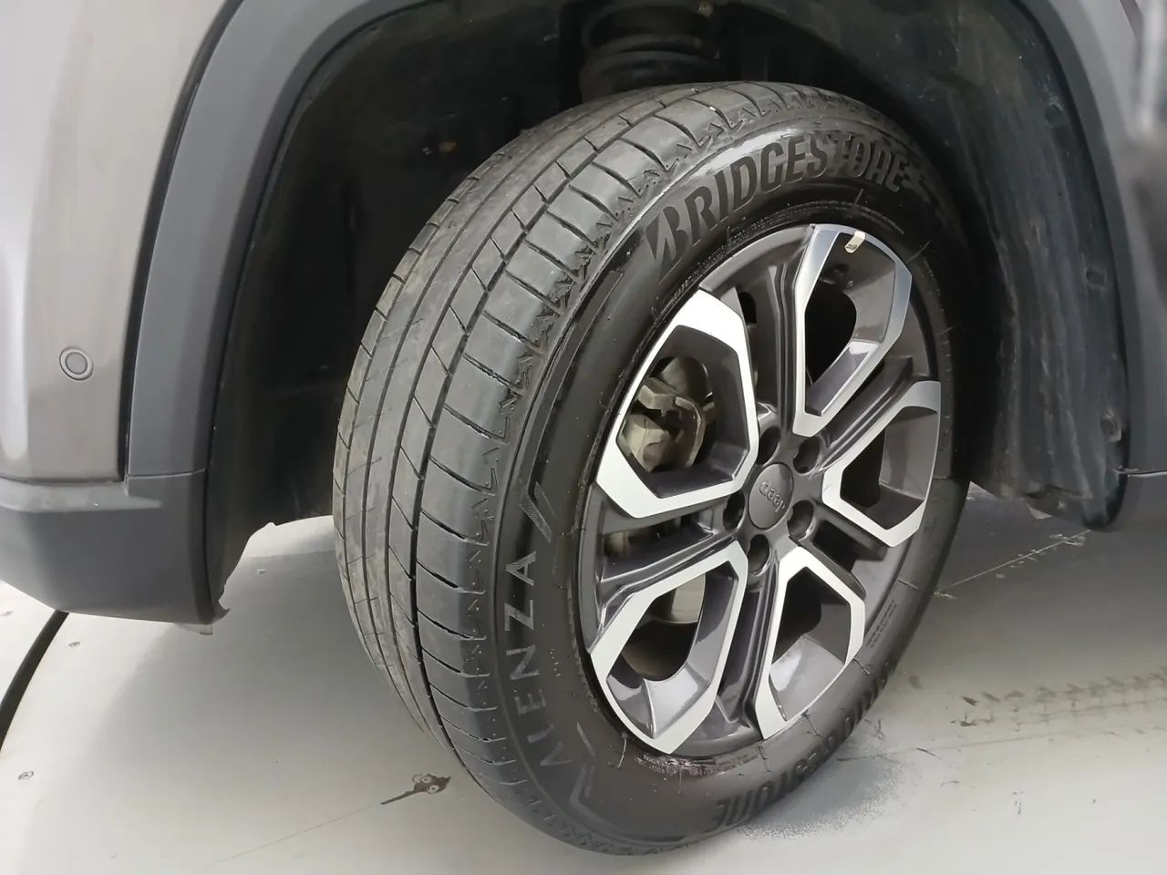 Jeep Commander Limited T270 1.3 TB Flex Aut., foto 11 de 18