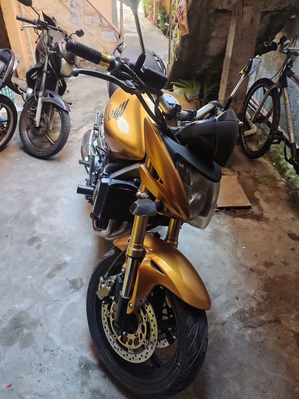 CB 600F HORNET - Foto 4