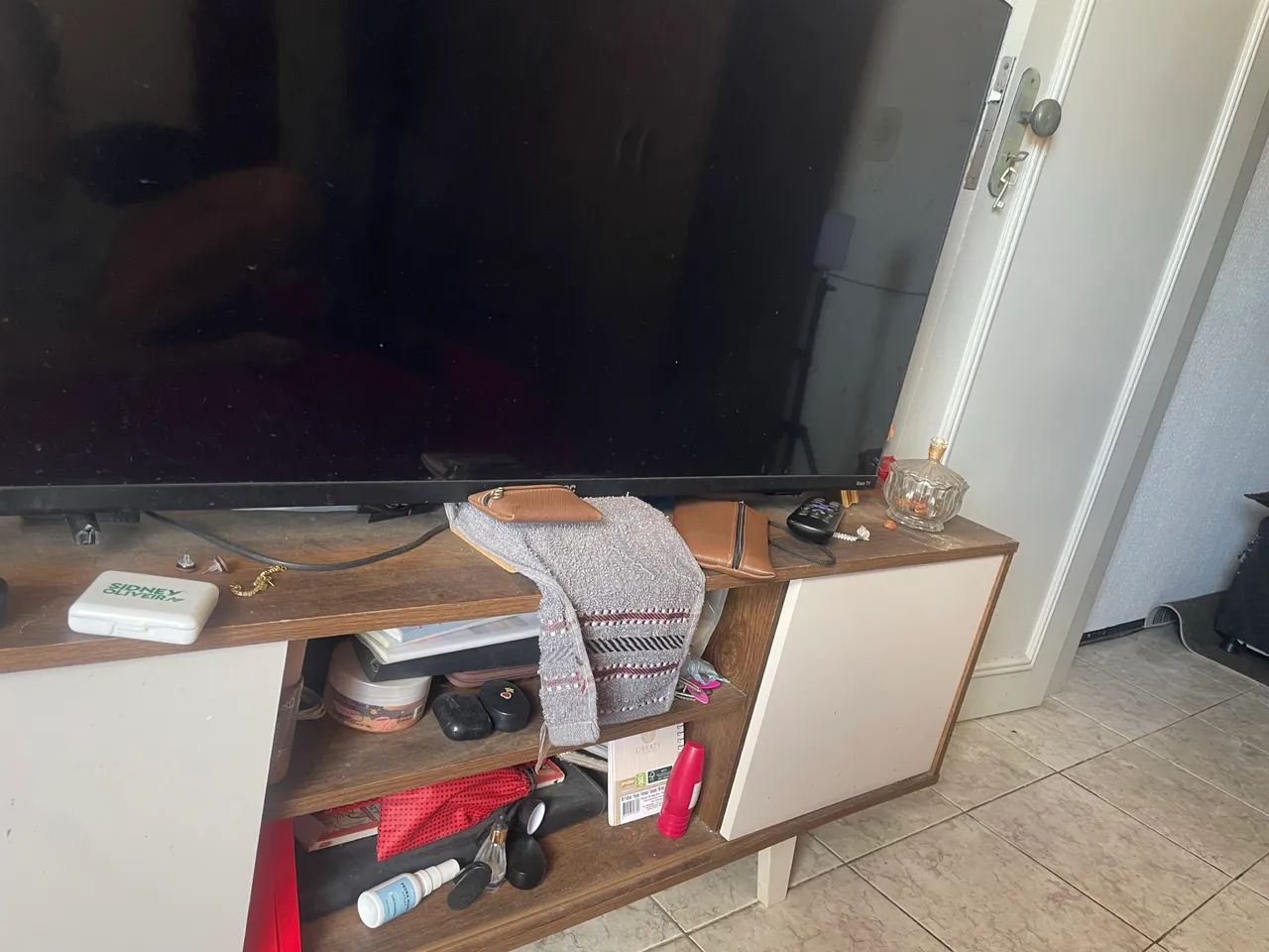 Rack e TV de 43 por R$750 - Foto 4