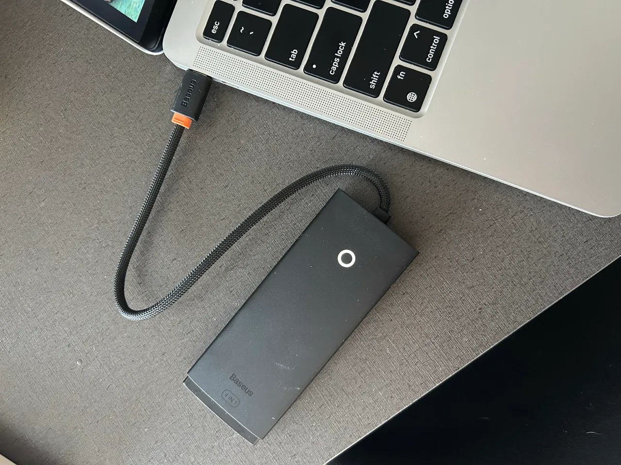 Hub baseus 4 USB + 1 tipo C