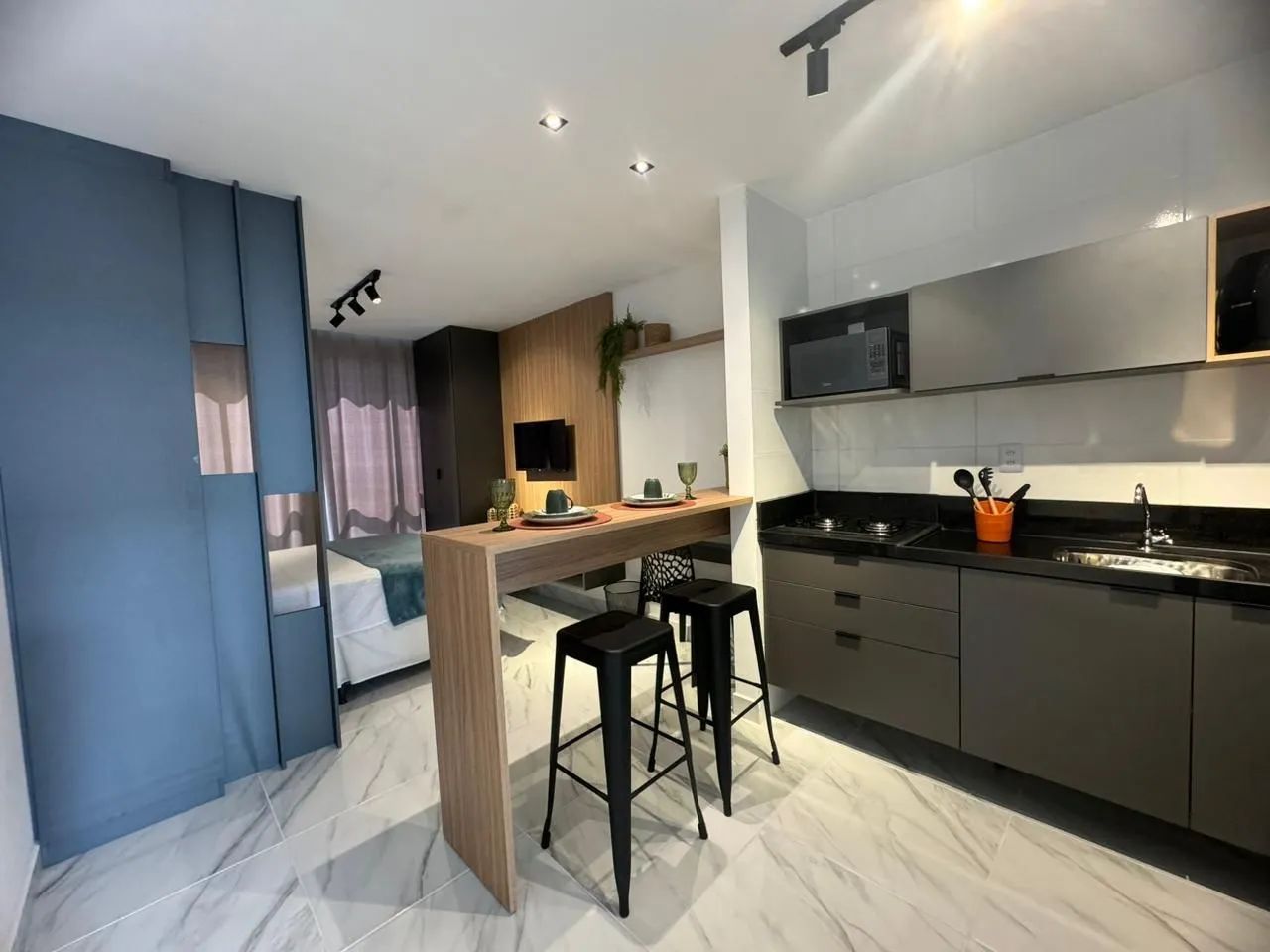 Flat todo mobiliado e projetado para locação no Intermares! - Foto 4