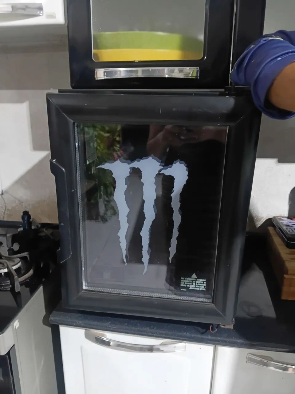 Vende-se frigobar da monster - Foto 4