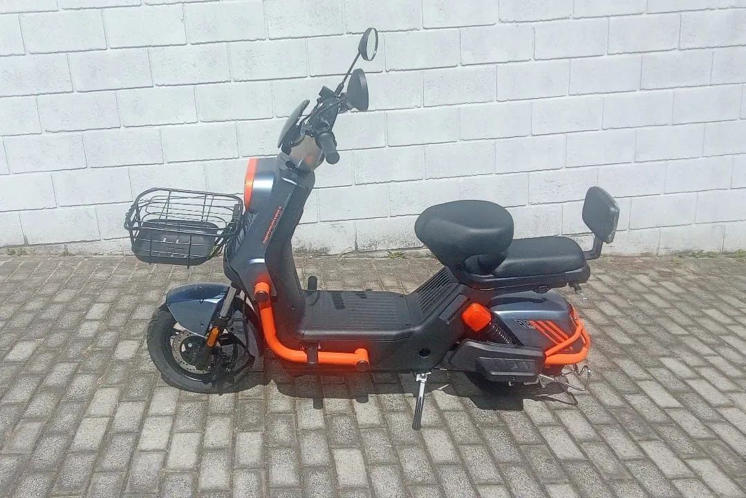SCOOTER ELÉTRICA NOVA  - Foto 4