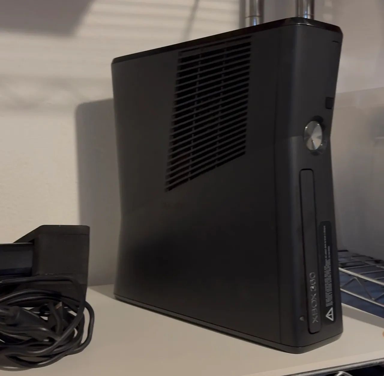 2 X Box 360 com 3 controles e jogos  - Foto 5