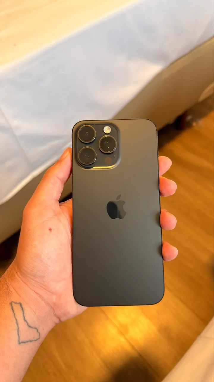 iPhone  15 pro Max