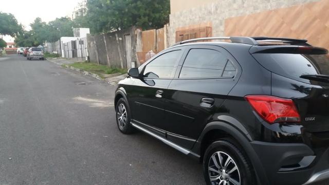 Vendo Onix Activ 1.4 Automático - Foto 11