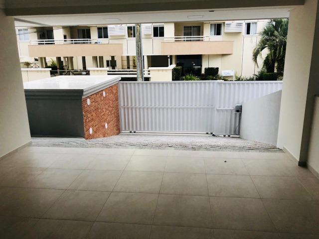 Apartamento com 4 vagas de garagem - 80 metros da praia - Foto 5