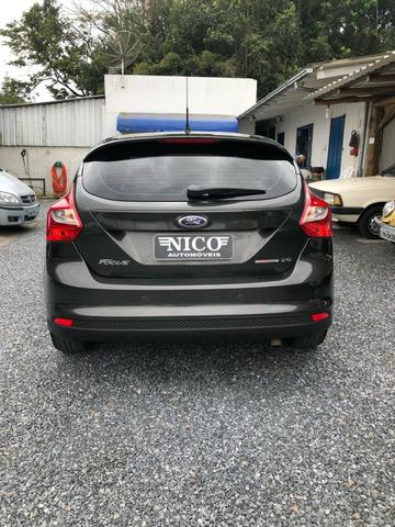 Ford Focus Hatch SE Plus 2014 - Foto 6