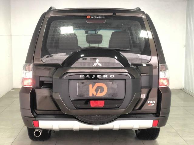 Mitsubishi Pajero Full Full 3.2 HPE 4x4 AT 7 Lugares - Foto 4