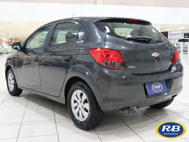 Chevrolet Onix HATCH Joy 1.0 8V Flex 5p Mec. - Foto 6