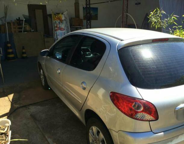 Peugeot - Foto 2