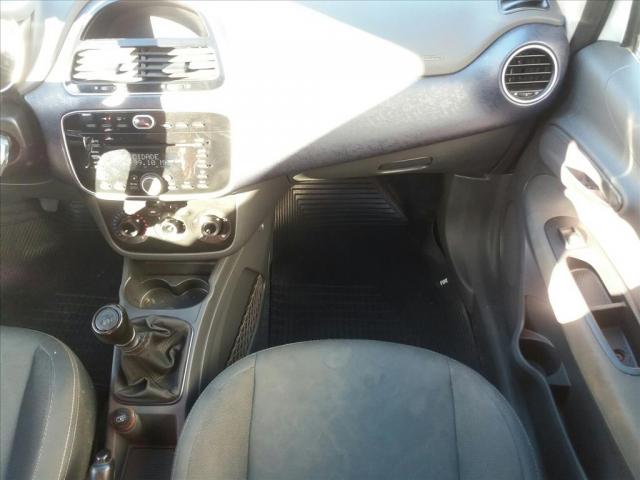 FIAT PUNTO 1.4 ATTRACTIVE 8V FLEX 4P MANUAL - Foto 6