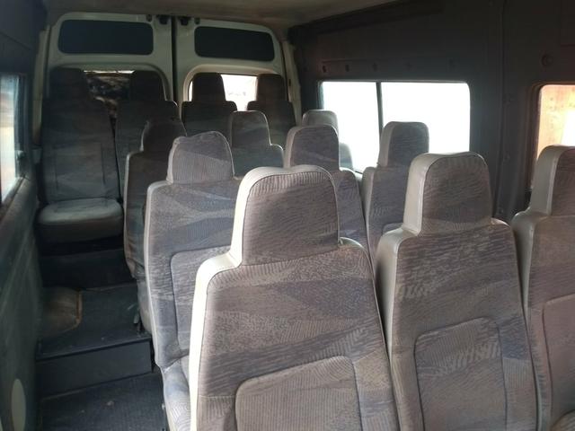 VAN Renault Master 2.8 - 16 Lugares - Foto 4