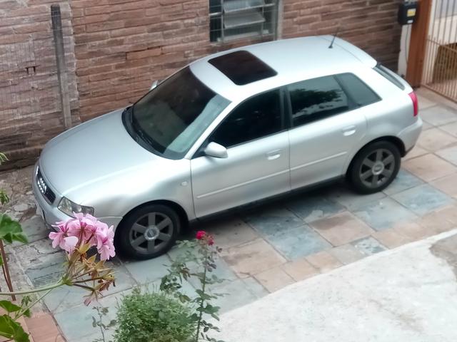 Audi A3 - Tiptronic 180 CV - T vermelho