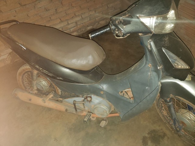 VENDO BIZ 125 DE LEILÃO