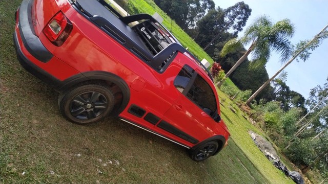 VOLKSWAGEN SAVEIRO CROSS 1.6 FLEX CABINE ESTENDIDA VERMELHA 2011 COMPLETA