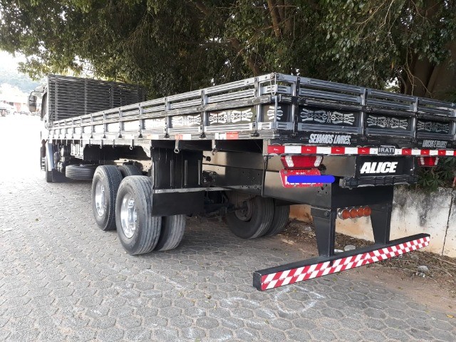 CAMINHÃO VOLKSWAGEN 2010