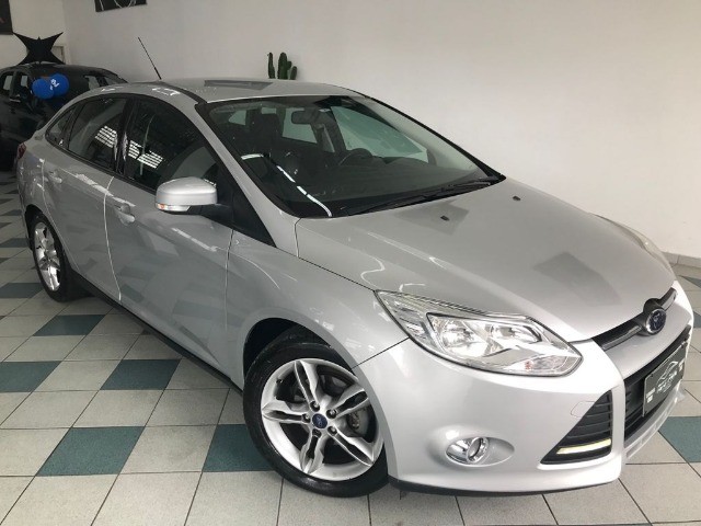 FOCUS SEDAN MARAVILHOSO VEM QUE VEM