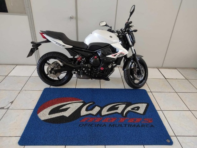 YAMAHA XJ6N 2012