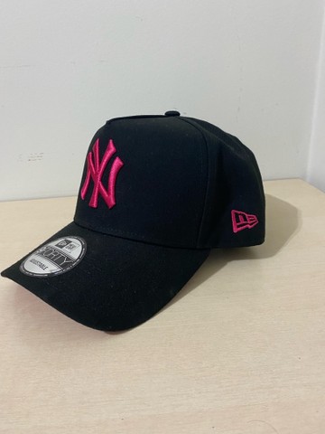 Boné New Era preto e rosa original - Bijouterias, relógios e acessórios -  Funcionários, Belo Horizonte 1010571563 | OLX