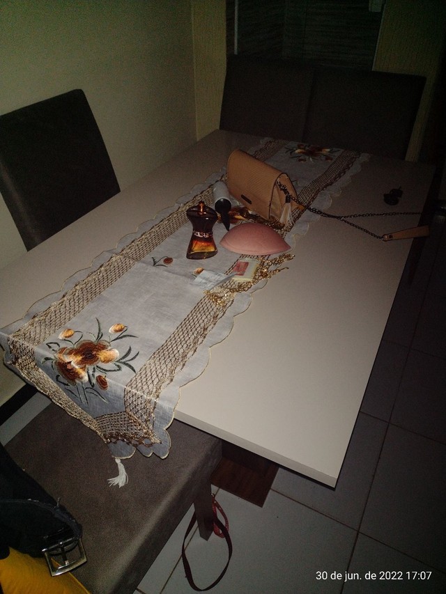 Armário e mesa de jantar  - Foto 2