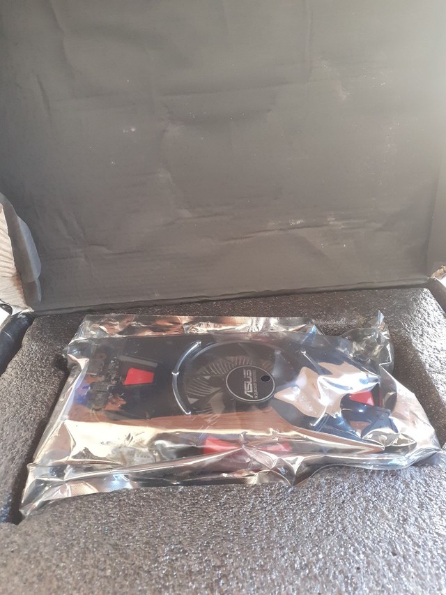 Placa de Vídeo Asus, Phoenix Radeon, RX 550, 4GB,